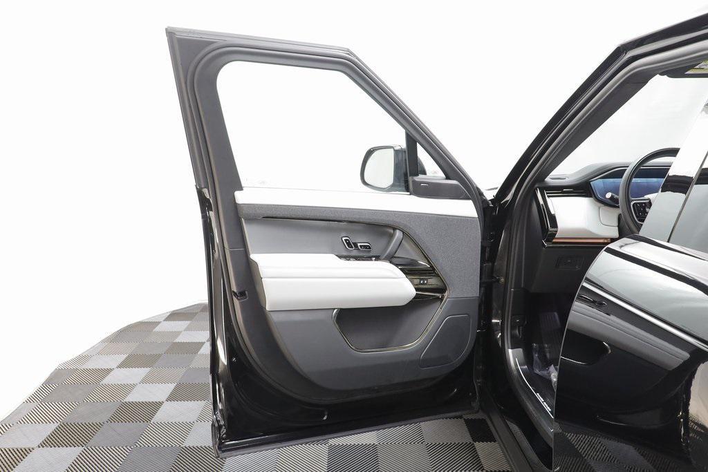 used 2025 Land Rover Range Rover Sport car, priced at $75,357