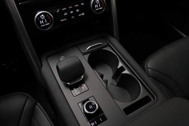new 2025 Land Rover Discovery car, priced at $68,868