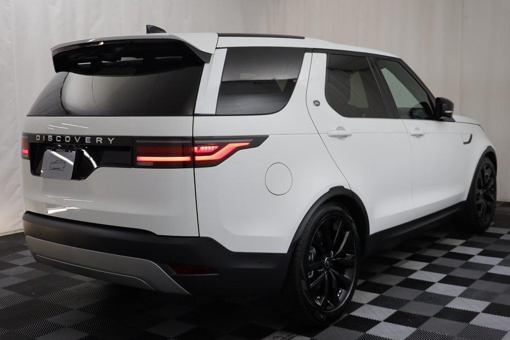 new 2026 Land Rover Discovery car, priced at $68,241