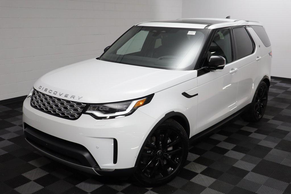 new 2026 Land Rover Discovery car, priced at $68,241