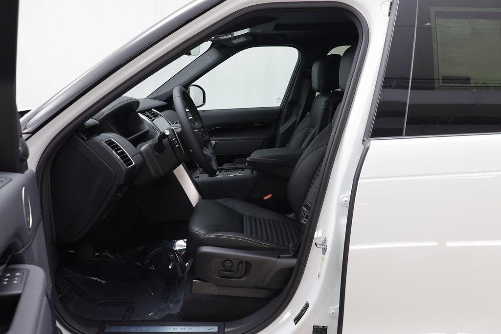 new 2026 Land Rover Discovery car, priced at $68,241