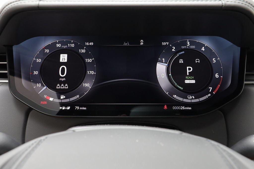 new 2025 Land Rover Range Rover car, priced at $141,535