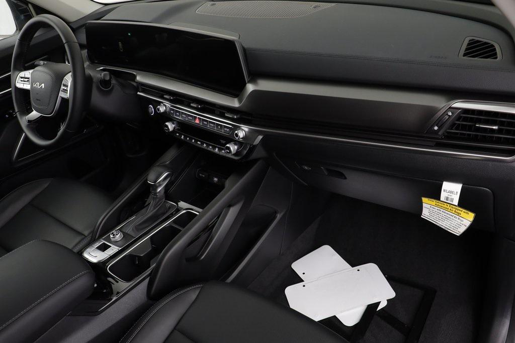used 2025 Kia Telluride car, priced at $33,959