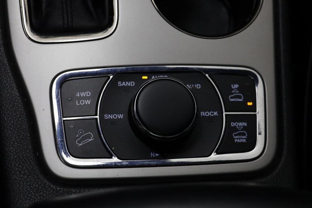 used 2018 Jeep Grand Cherokee car, priced at $21,544