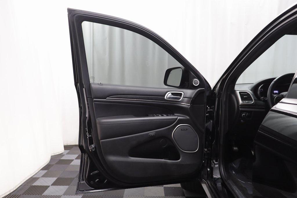 used 2018 Jeep Grand Cherokee car, priced at $21,544
