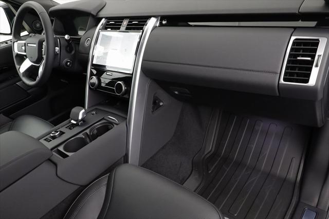 new 2025 Land Rover Discovery car, priced at $67,918