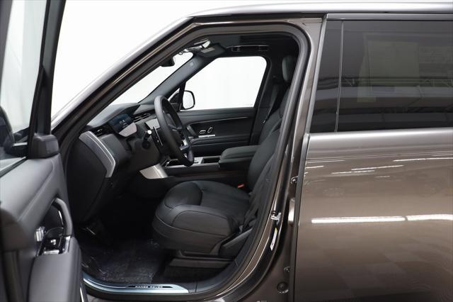 new 2025 Land Rover Range Rover car, priced at $136,025