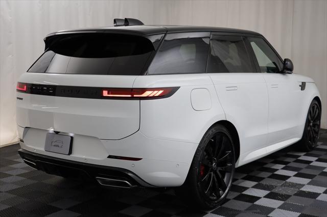 new 2025 Land Rover Range Rover Sport car, priced at $106,085