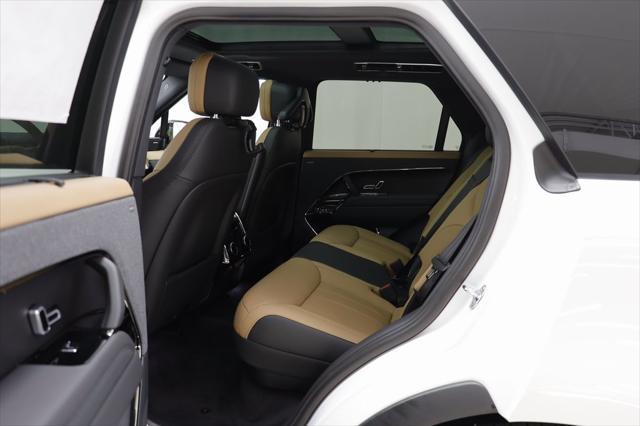 new 2025 Land Rover Range Rover Sport car, priced at $106,085