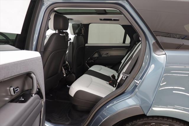 new 2025 Land Rover Range Rover Sport car, priced at $93,405