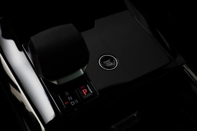 new 2025 Land Rover Range Rover Sport car, priced at $93,405