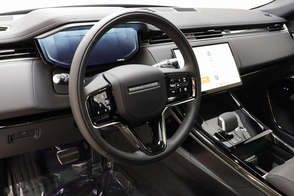 new 2025 Land Rover Range Rover Sport car, priced at $115,250