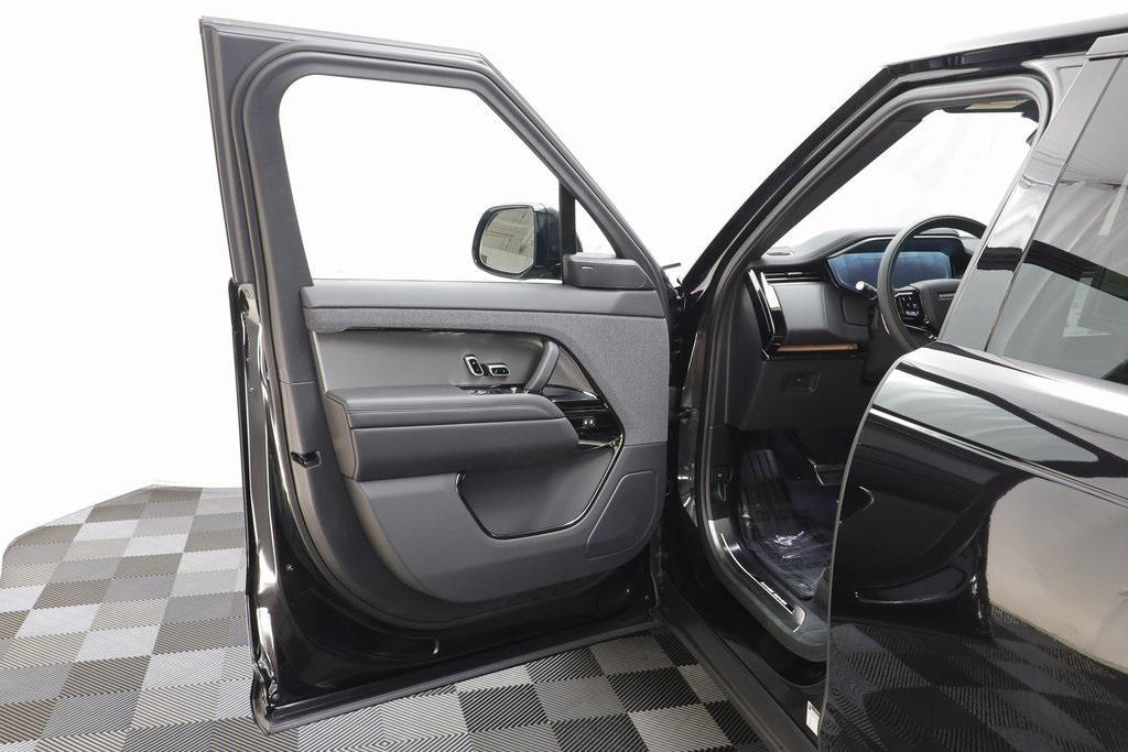 new 2025 Land Rover Range Rover Sport car, priced at $115,250