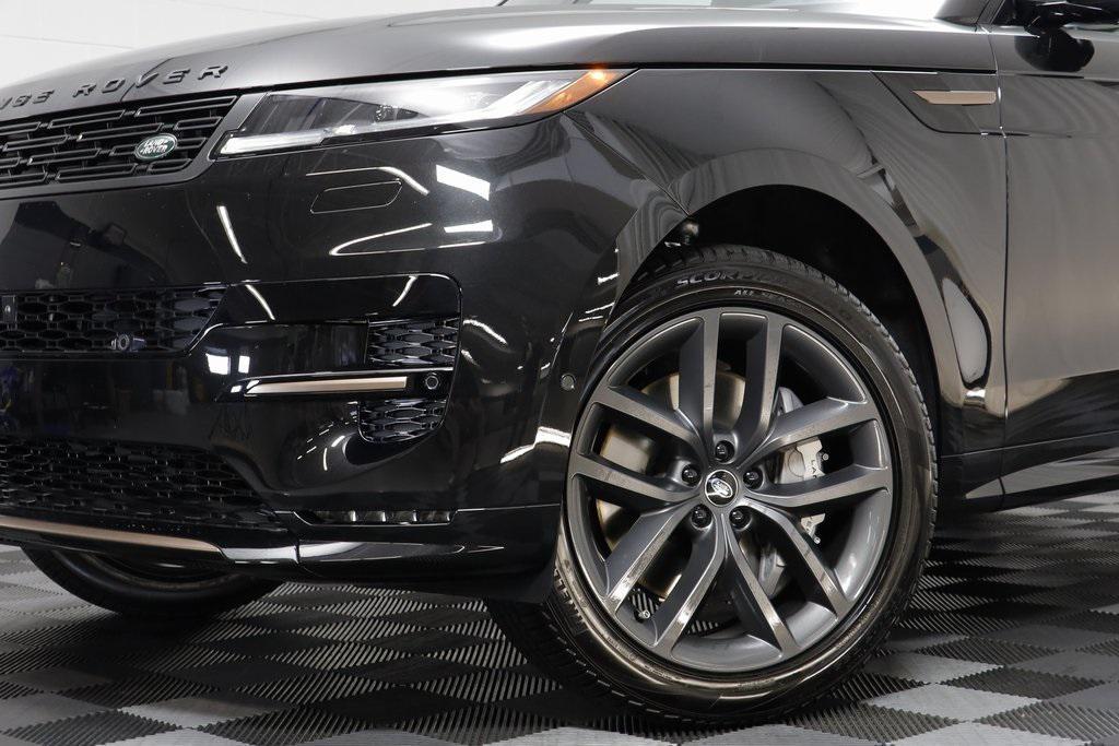new 2025 Land Rover Range Rover Sport car, priced at $115,250
