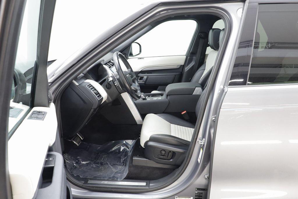 used 2021 Land Rover Discovery car, priced at $27,844