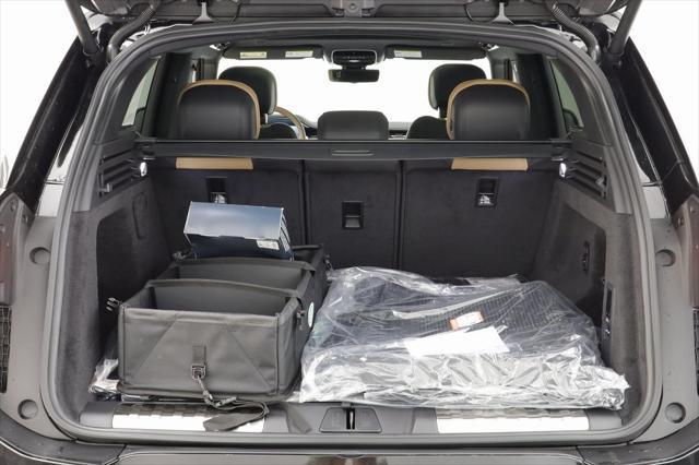 new 2025 Land Rover Range Rover Sport car, priced at $104,795