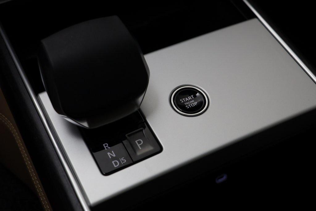 new 2025 Land Rover Range Rover car, priced at $184,655