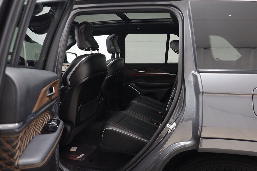 used 2025 Jeep Grand Cherokee car, priced at $50,766