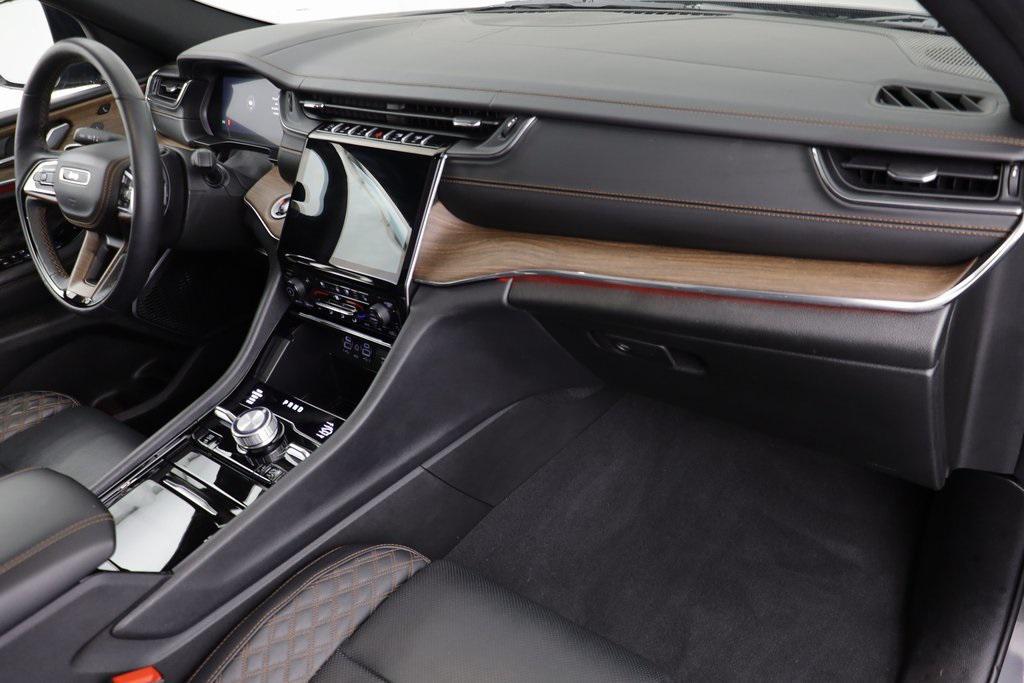 used 2025 Jeep Grand Cherokee car, priced at $50,766