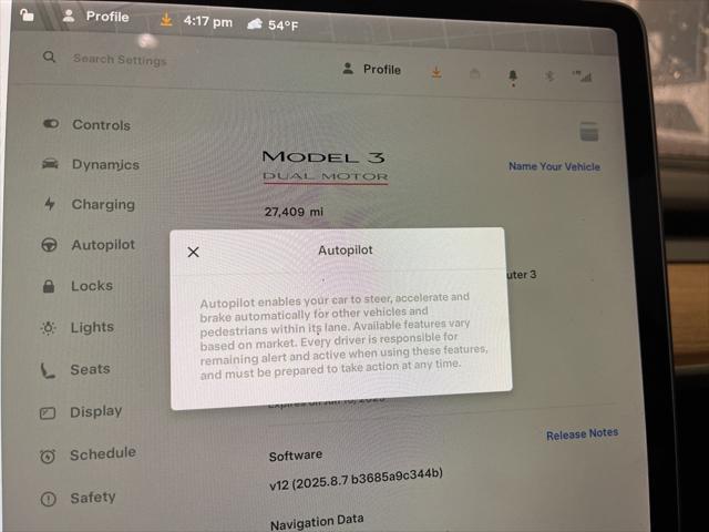 used 2022 Tesla Model 3 car, priced at $27,997