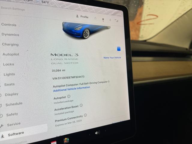 used 2021 Tesla Model 3 car, priced at $26,497