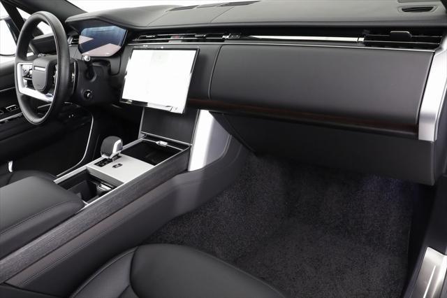 new 2025 Land Rover Range Rover car, priced at $158,900