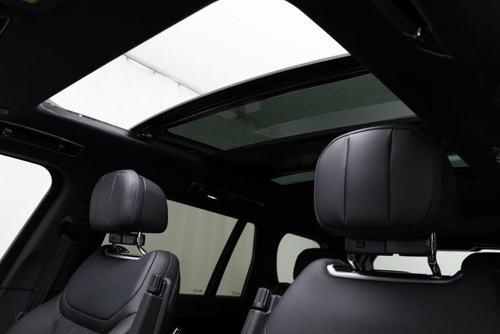 new 2025 Land Rover Range Rover car, priced at $154,620
