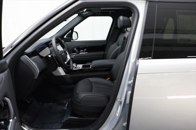 new 2025 Land Rover Range Rover car, priced at $154,620