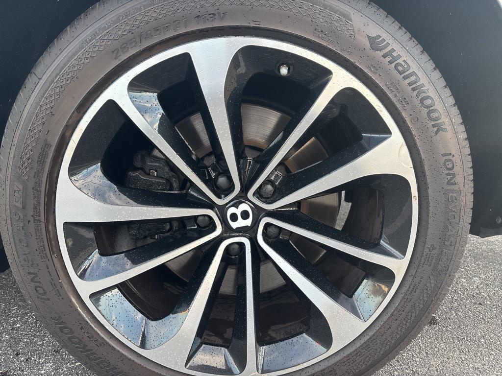 used 2019 Bentley Bentayga car, priced at $69,977