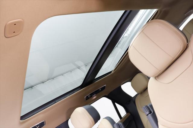 new 2025 Land Rover Range Rover Sport car, priced at $122,915