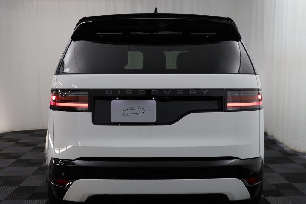new 2025 Land Rover Discovery car, priced at $79,828