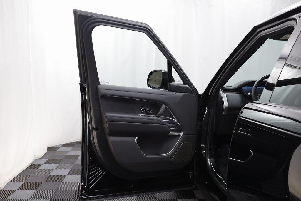 new 2025 Land Rover Range Rover car, priced at $177,605