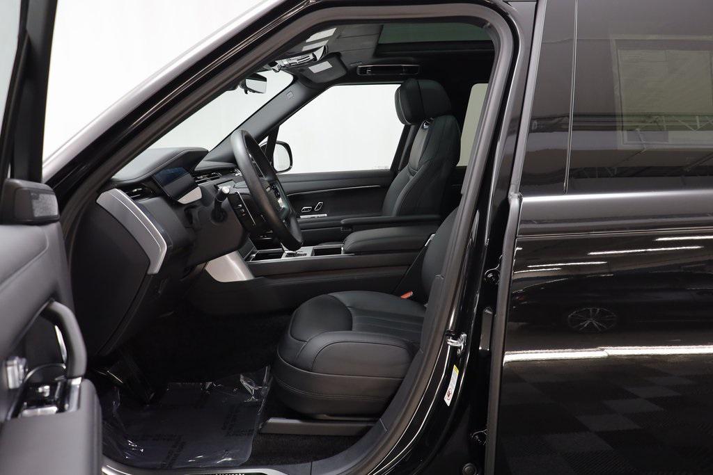 new 2025 Land Rover Range Rover car, priced at $177,605