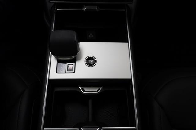 new 2025 Land Rover Range Rover car, priced at $154,445