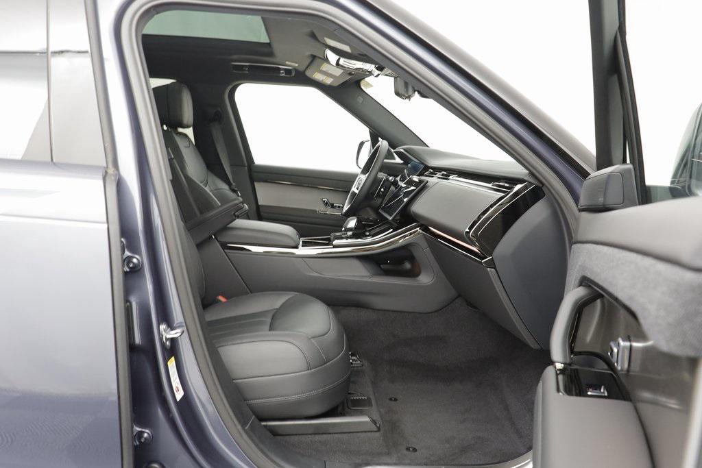 new 2025 Land Rover Range Rover Sport car, priced at $97,060