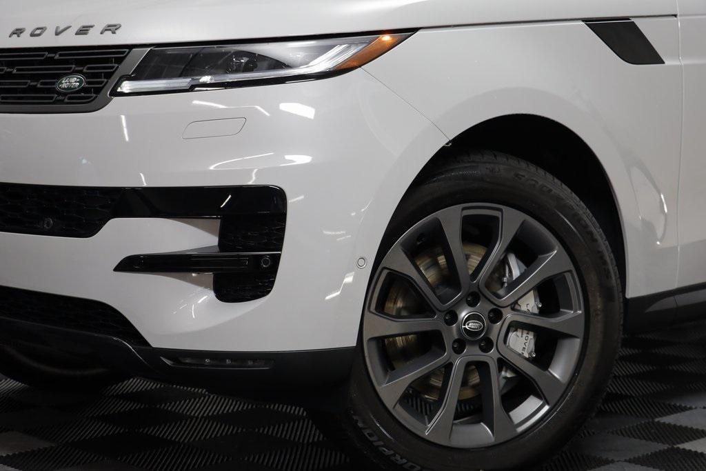 new 2025 Land Rover Range Rover Sport car, priced at $91,175