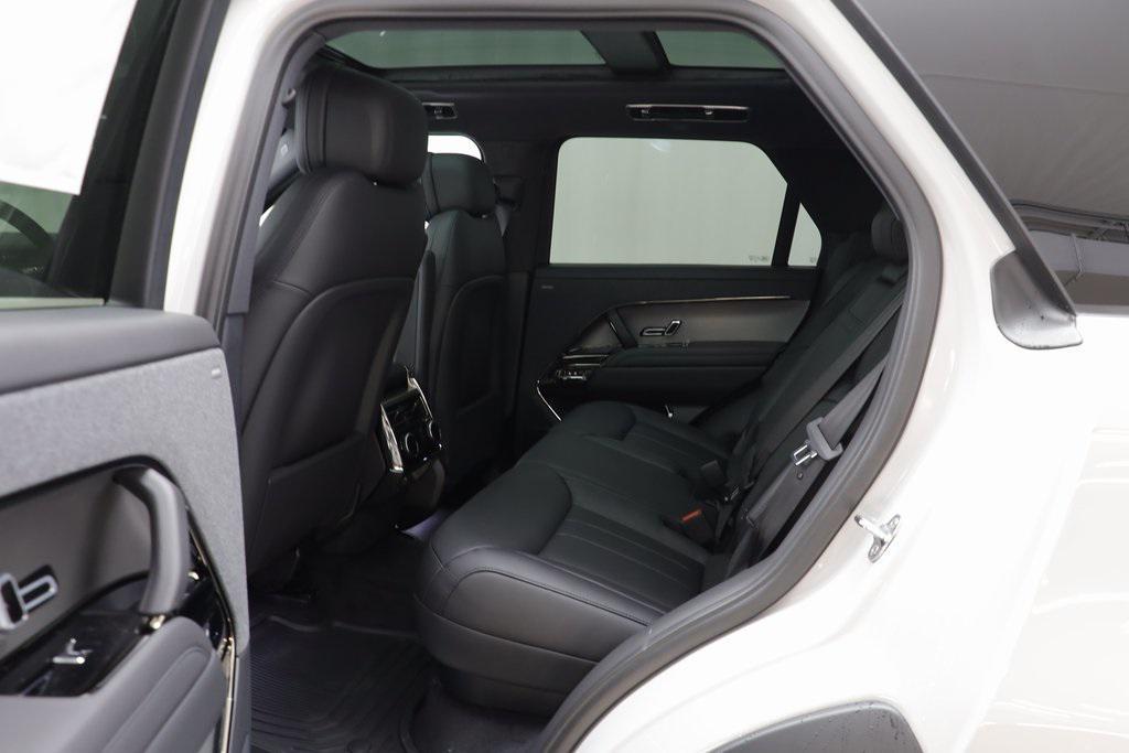 new 2025 Land Rover Range Rover Sport car, priced at $91,175