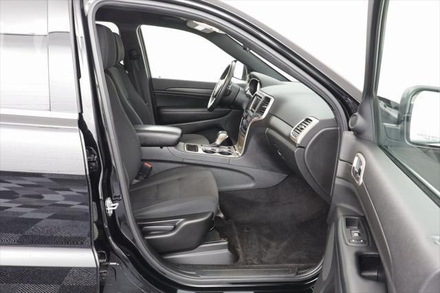 used 2017 Jeep Grand Cherokee car, priced at $13,497