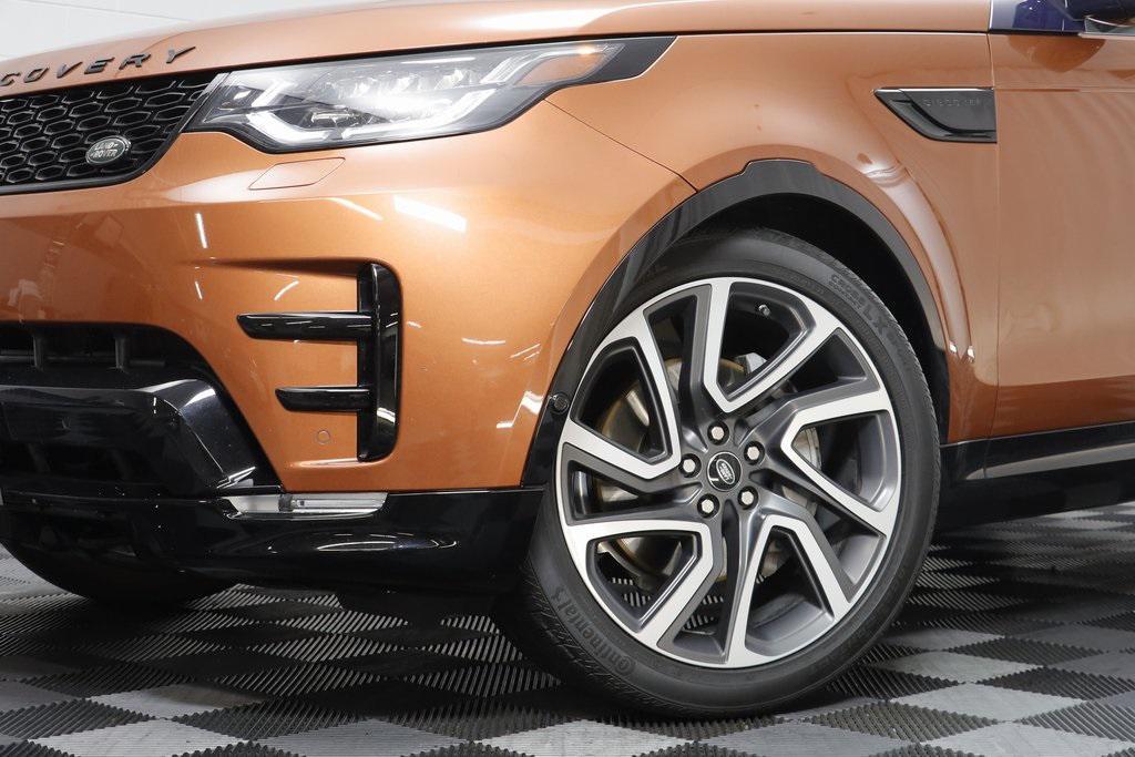 used 2018 Land Rover Discovery car, priced at $22,544