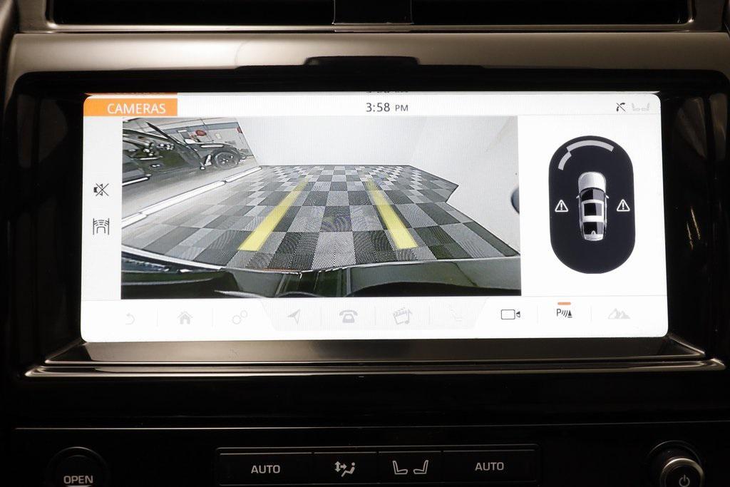 used 2018 Land Rover Discovery car, priced at $22,544