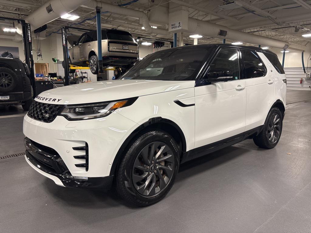 used 2023 Land Rover Discovery car, priced at $43,621