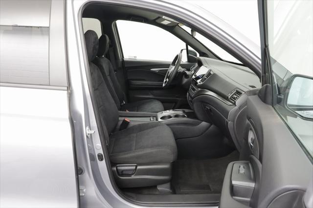used 2022 Honda Pilot car, priced at $28,997