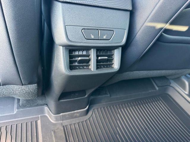 new 2026 Chevrolet Equinox car, priced at $35,253