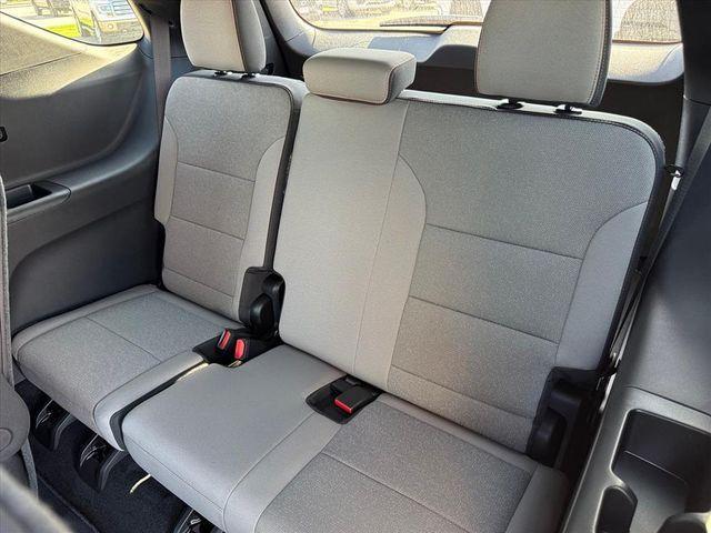 new 2026 Chevrolet Traverse car, priced at $42,275