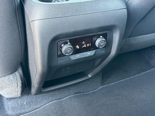 new 2026 Chevrolet Traverse car, priced at $42,275