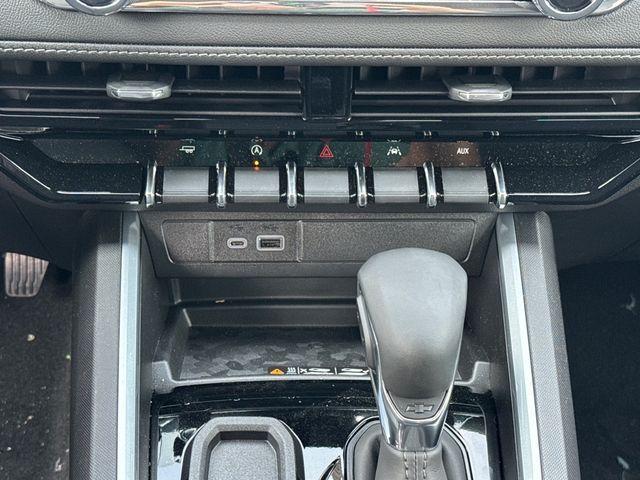 new 2025 Chevrolet Colorado car, priced at $35,995