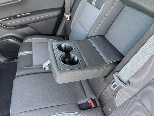 new 2025 Chevrolet Blazer car, priced at $33,295