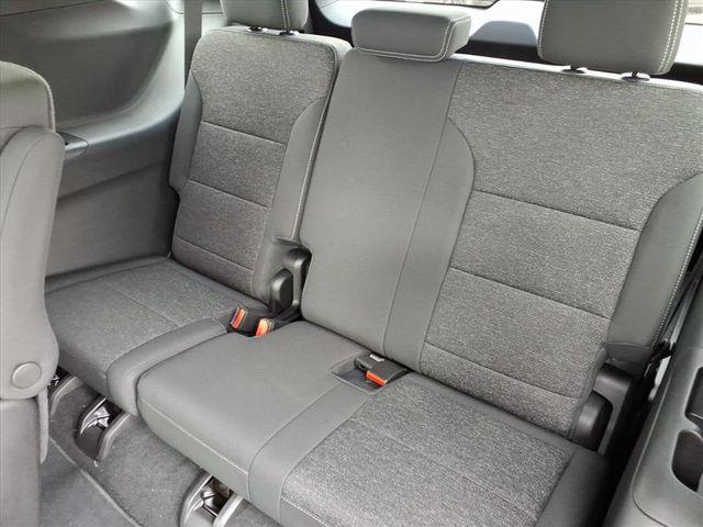 new 2025 Chevrolet Traverse car, priced at $43,695