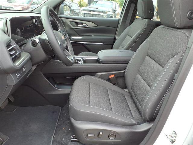 new 2025 Chevrolet Traverse car, priced at $43,695