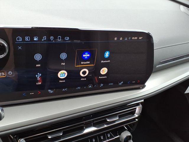 new 2025 Chevrolet Traverse car, priced at $43,695